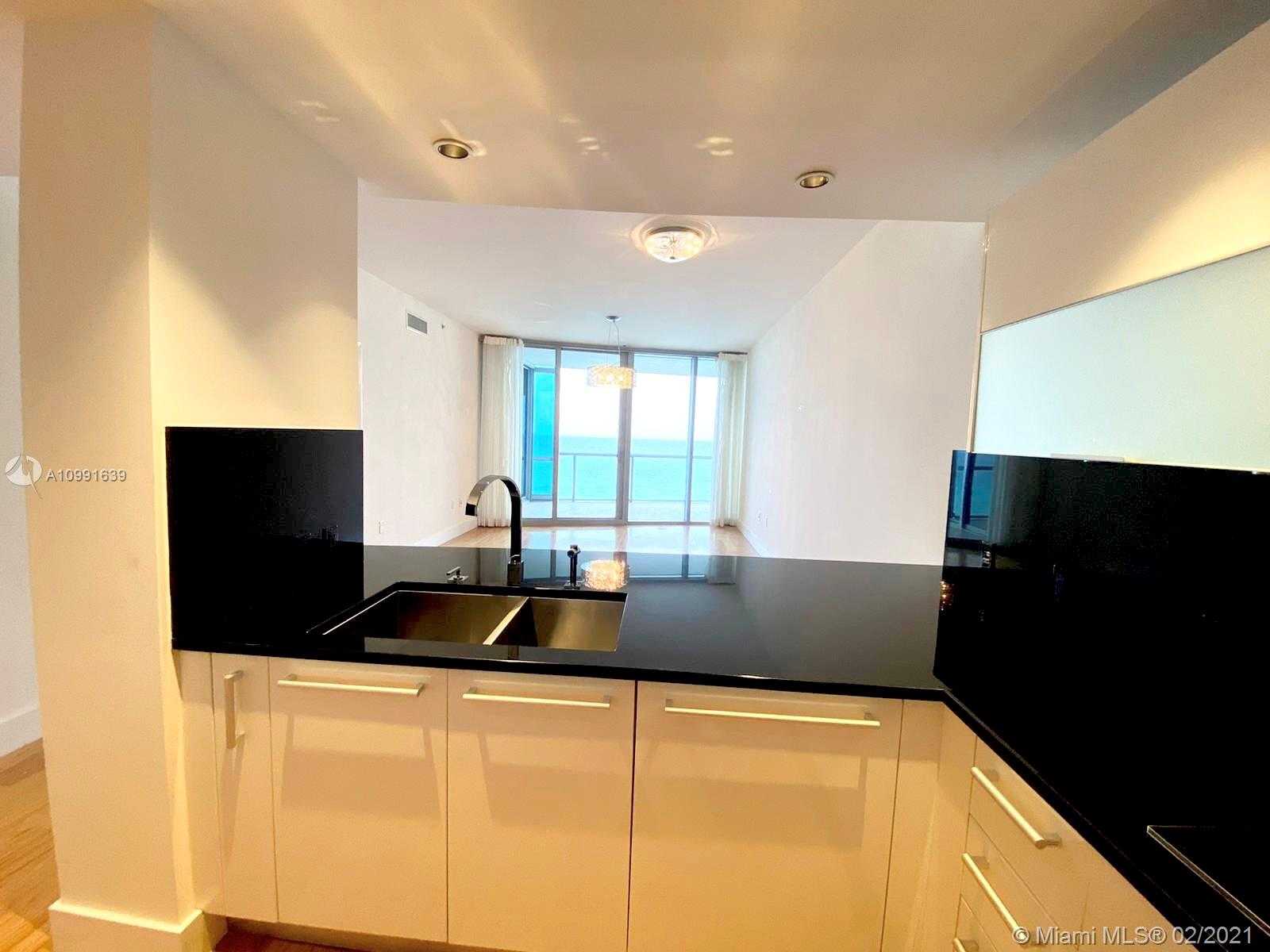 Small Image of 17121 COLLINS AVE #1903, Sunny Isles Beach Number 5