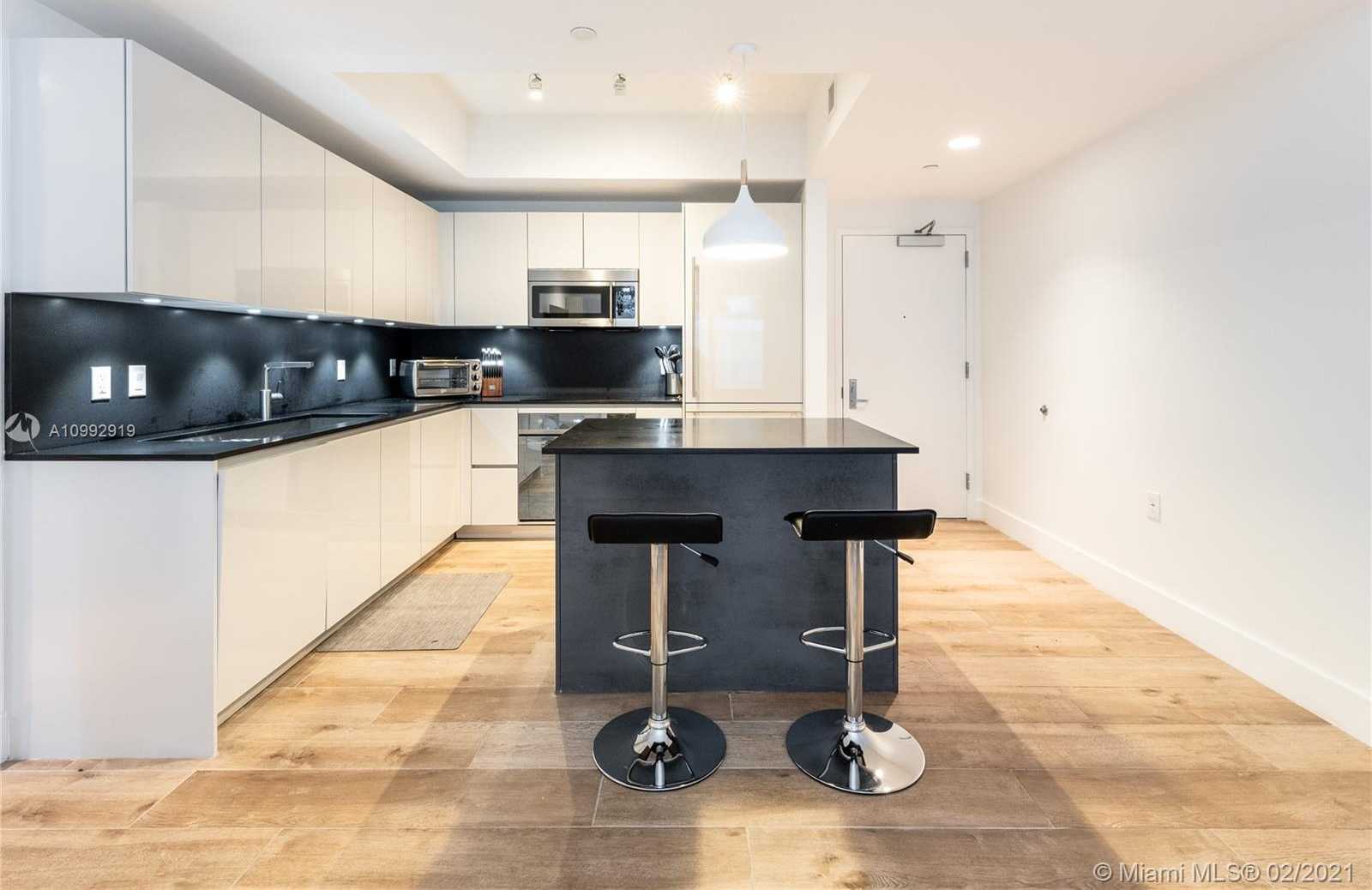 Small Image of 1010 BRICKELL AVE #1707, Miami Number 11