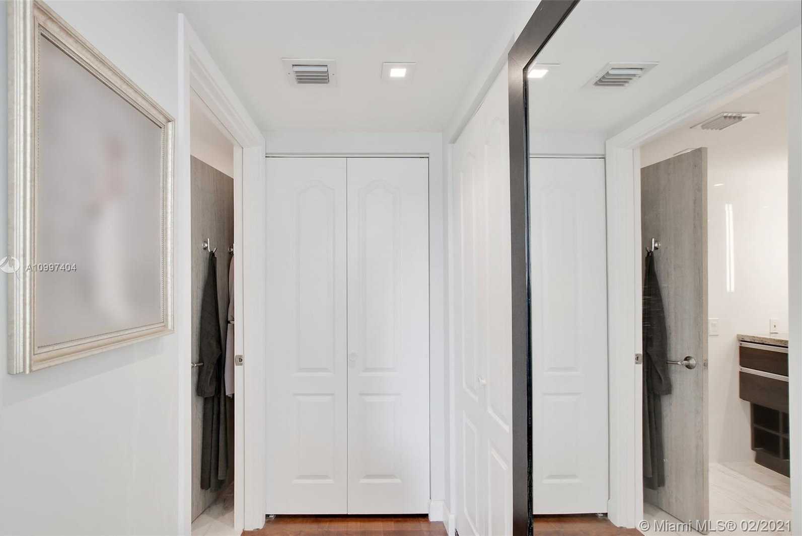 Small Image of 650 WEST AVE #402, Miami Beach Number 18