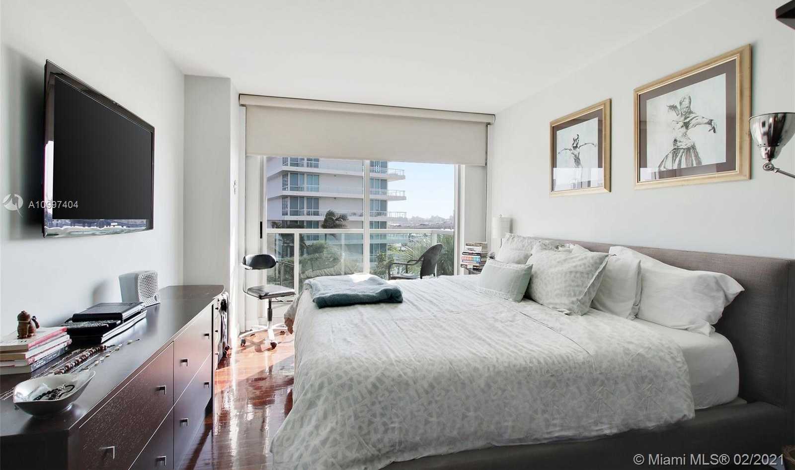 Small Image of 650 WEST AVE #402, Miami Beach Number 22