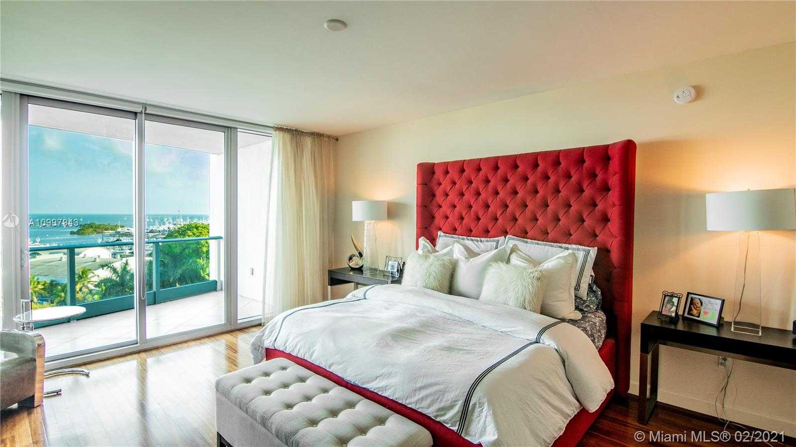 Small Image of 2627 SOUTH BAYSHORE DR #1001, Miami Number 8