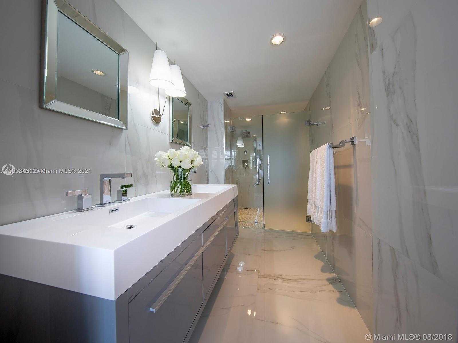 Small Image of 5838 COLLINS AVE #2F, Miami Beach Number 13