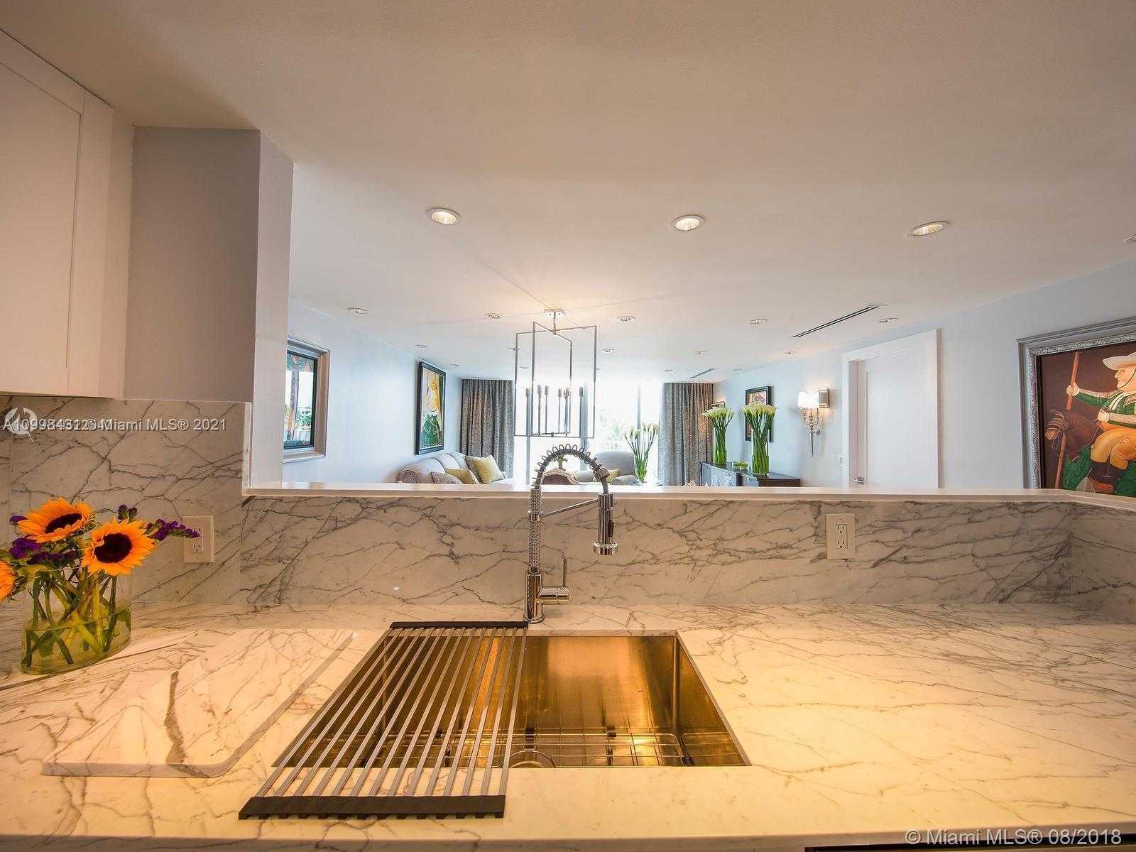 Small Image of 5838 COLLINS AVE #2F, Miami Beach Number 3