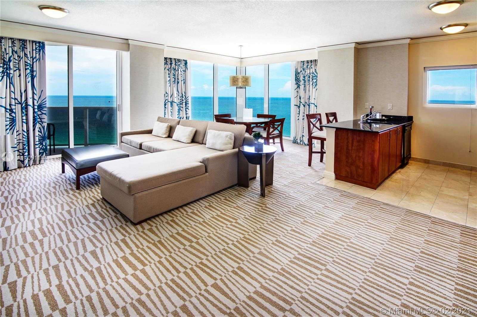 Small Image of 18001 COLLINS AVE #1909, Sunny Isles Beach Number 4