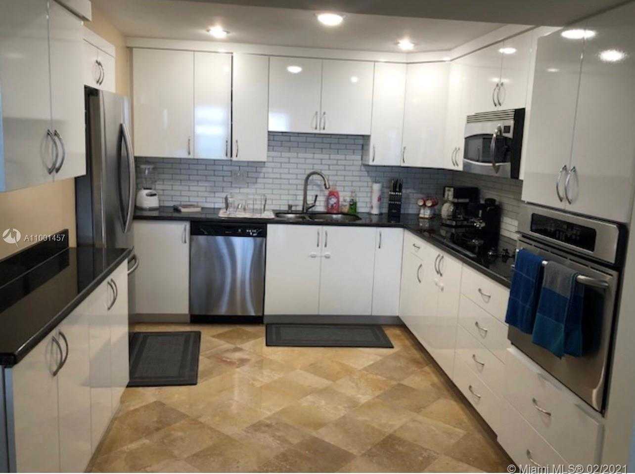 Small Image of 3725 SOUTH OCEAN DR #301, Hollywood Number 3