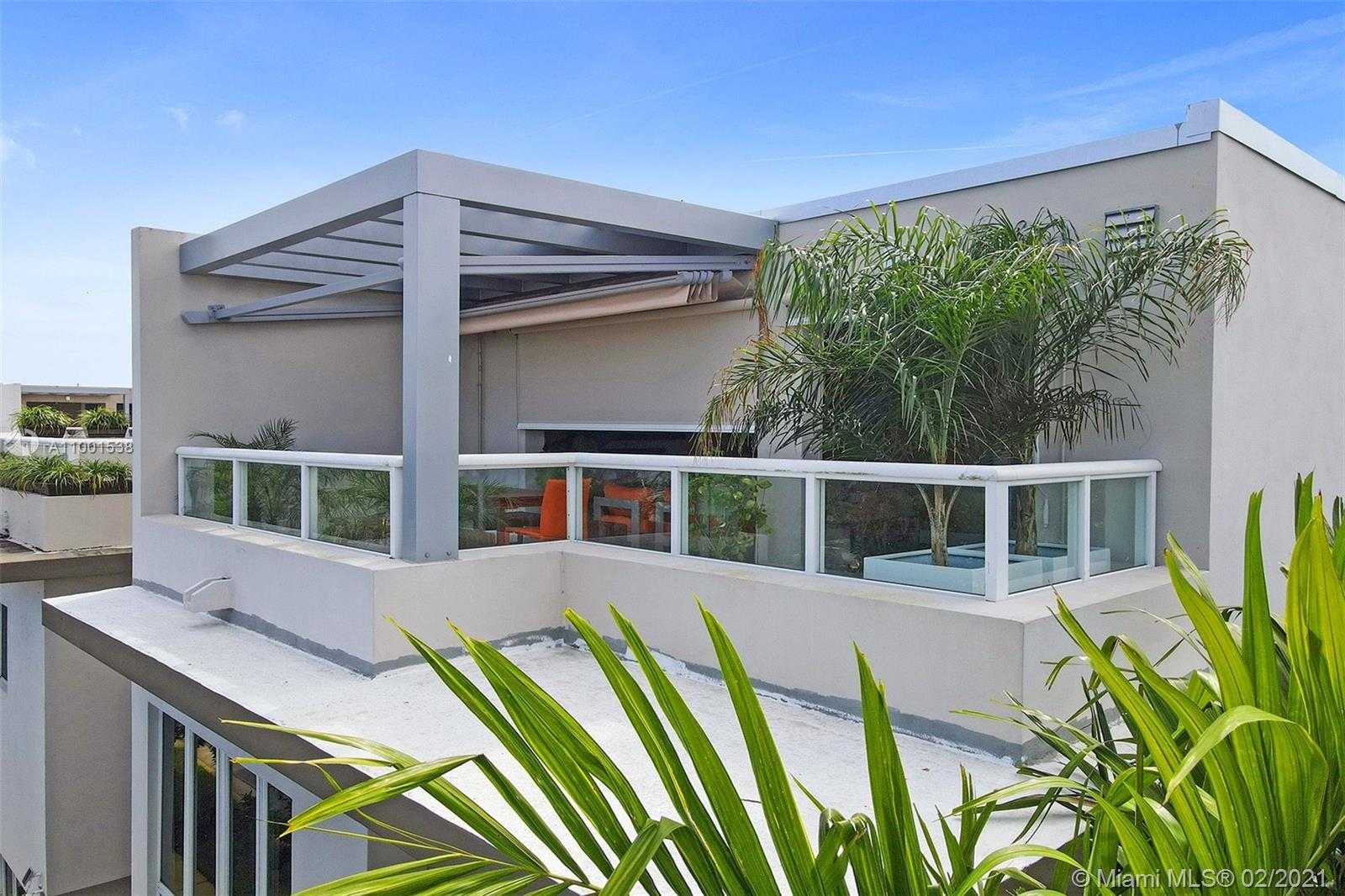 Small Image of 10560 NORTH WEST 64TH TER, Doral Number 65