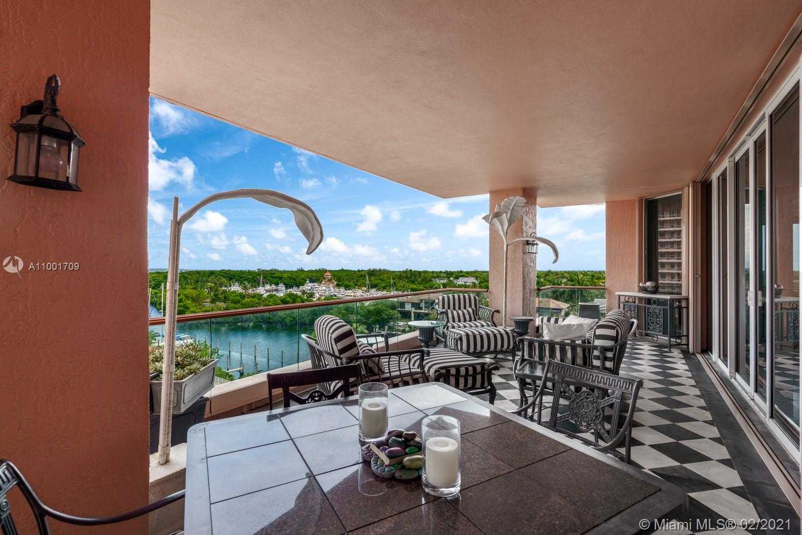 Small Image of 60 EDGEWATER DR #7A, Coral Gables Number 16