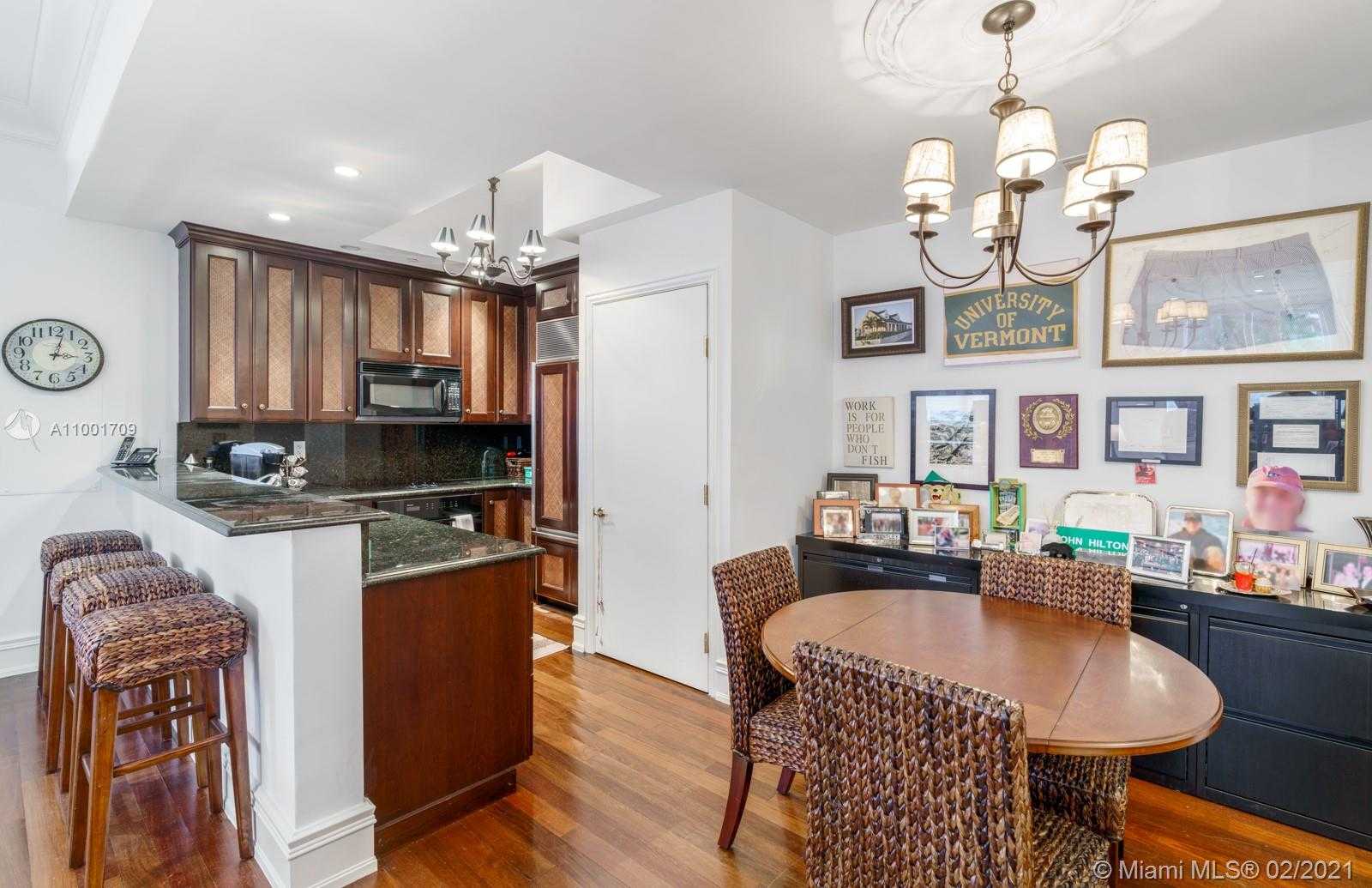 Small Image of 60 EDGEWATER DR #7A, Coral Gables Number 21