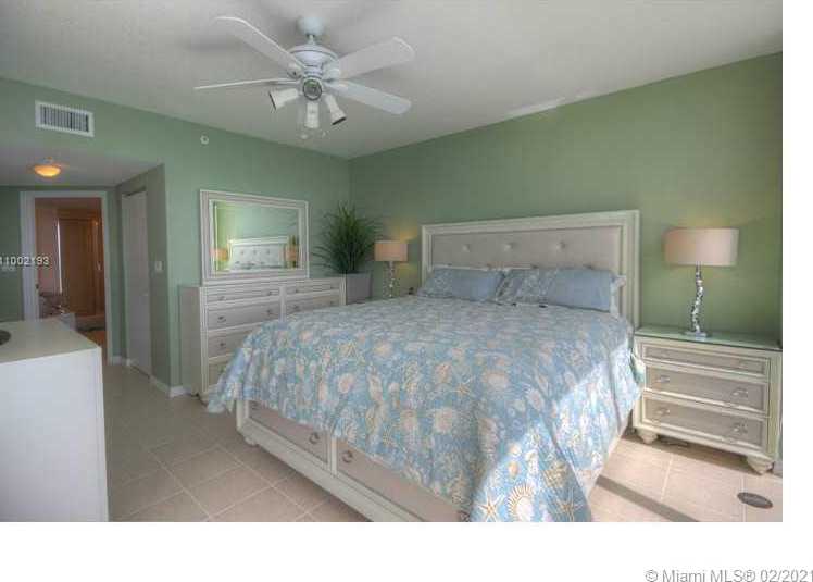 Small Image of 16699 COLLINS AVE #1802, Sunny Isles Beach Number 10