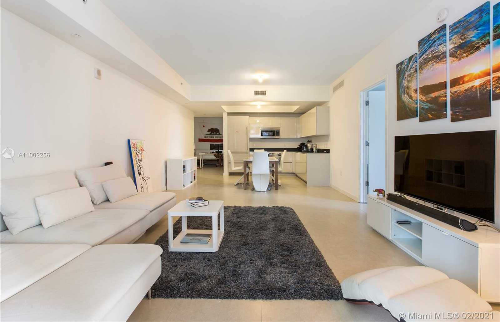 Small Image of 1010 BRICKELL AVE #1706, Miami Number 3
