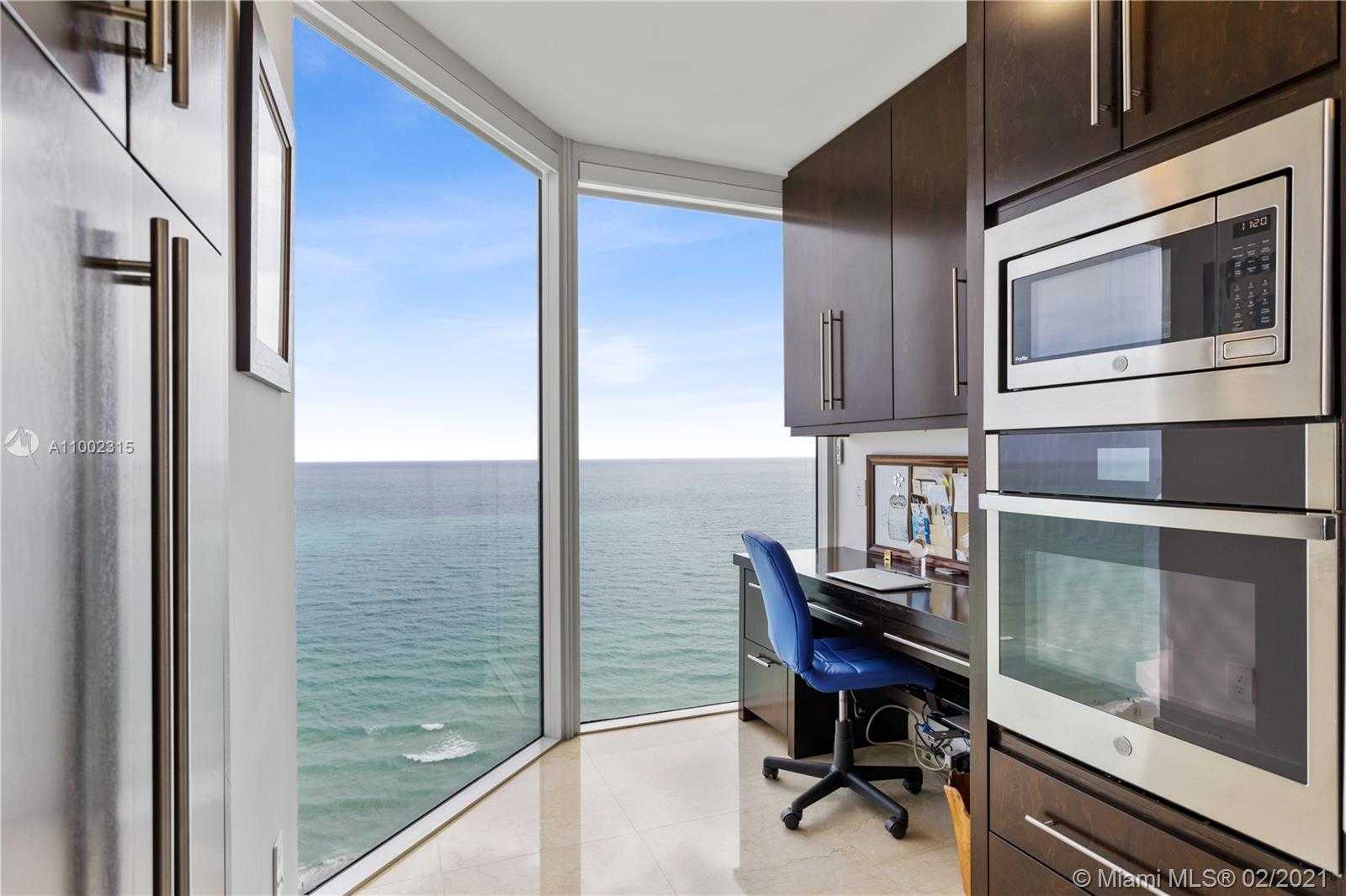 Small Image of 4779 COLLINS AVE #2401, Miami Beach Number 5