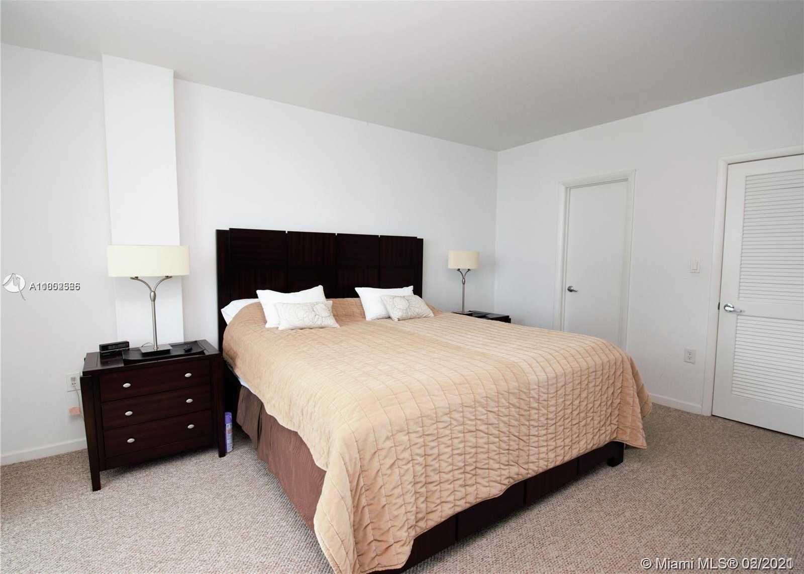 Small Image of 10275 COLLINS AVE #1514, Bal Harbour Number 3