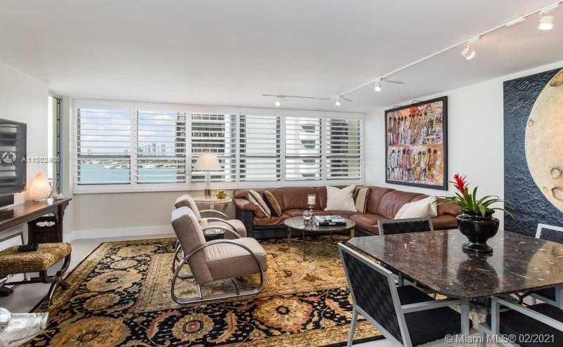 Small Image of 11 ISLAND AVE #603, Miami Beach Number 3