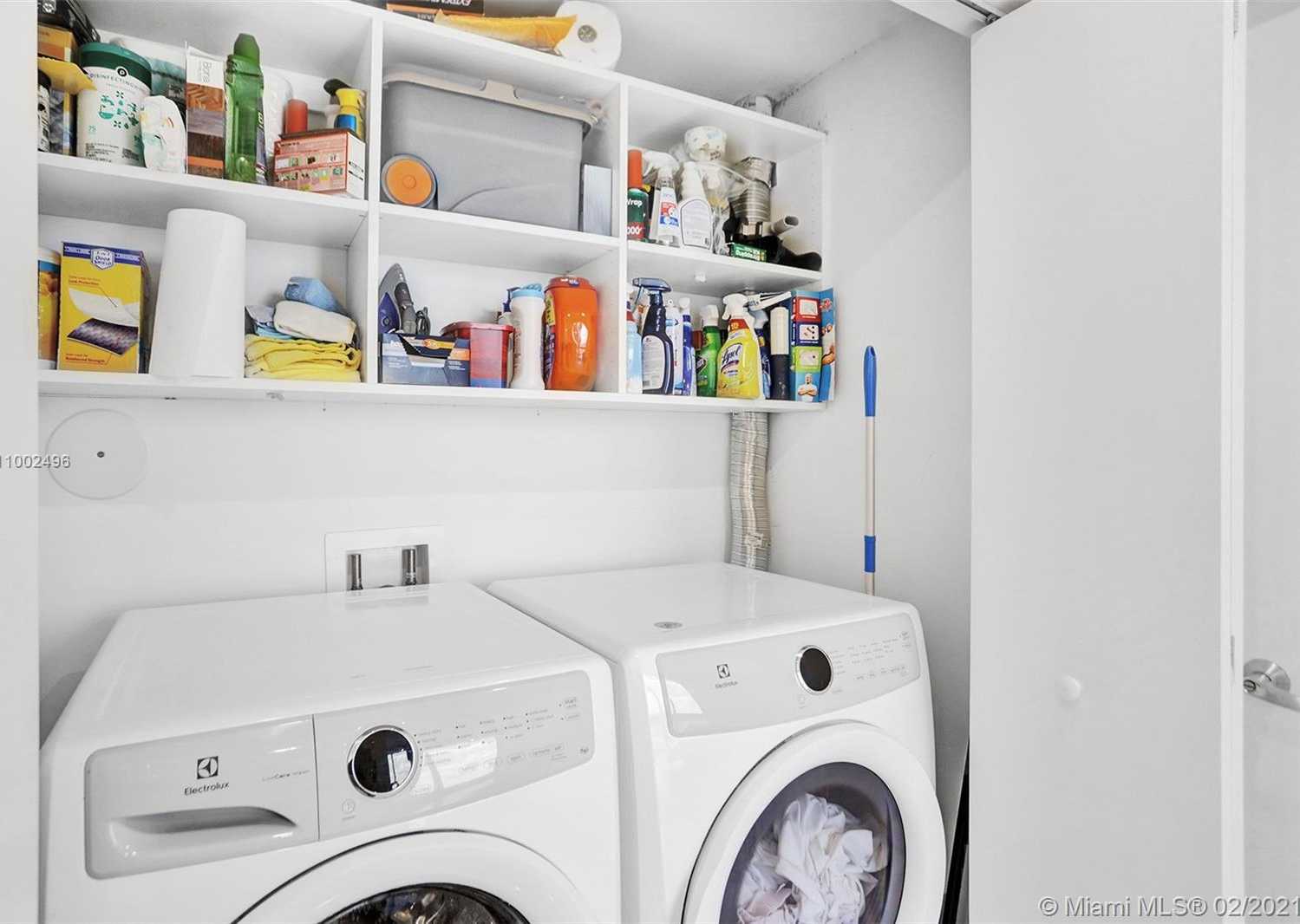 Small Image of 16385 BISCAYNE BLVD #3001, North Miami Beach Number 26