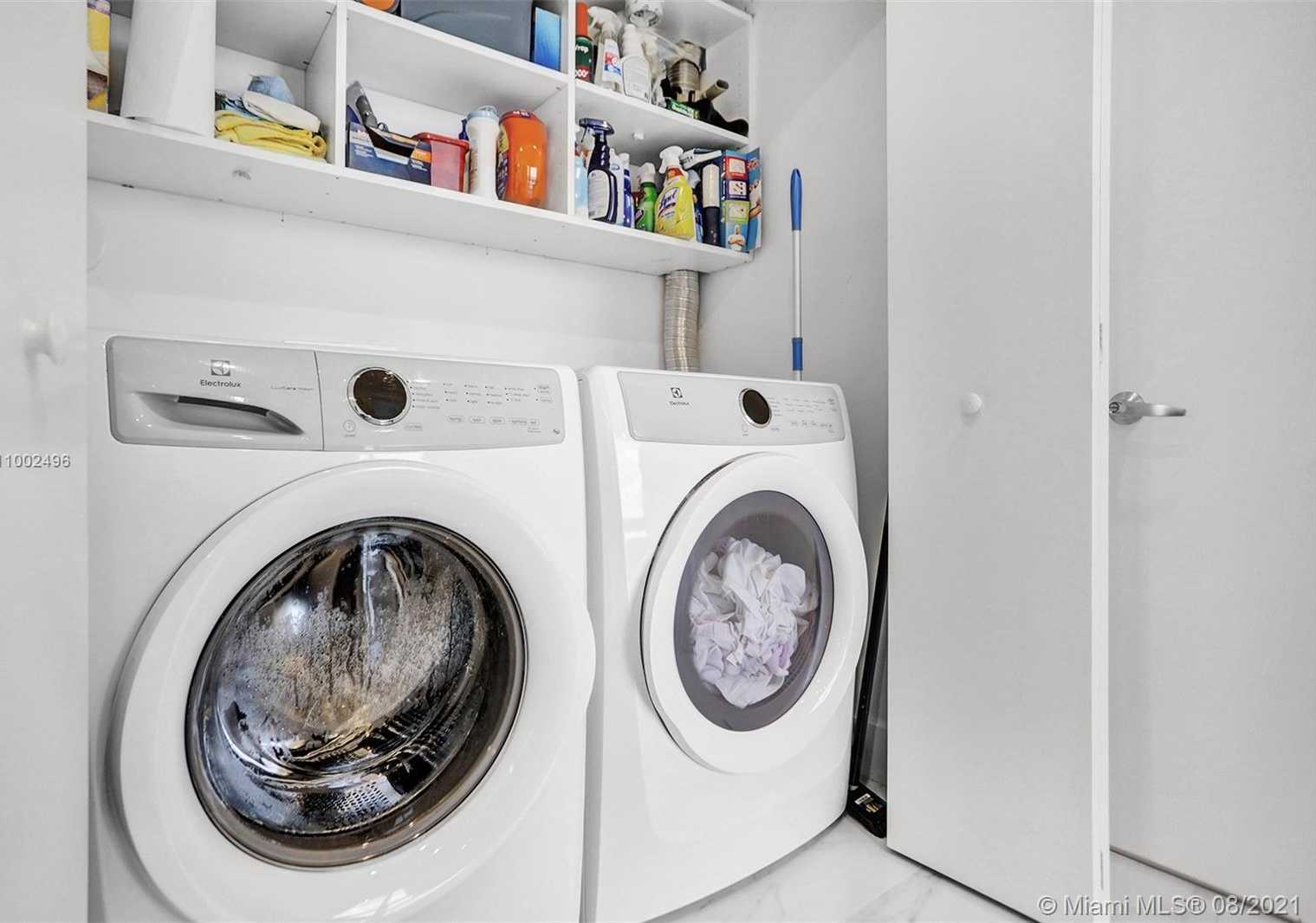 Small Image of 16385 BISCAYNE BLVD #3001, North Miami Beach Number 27