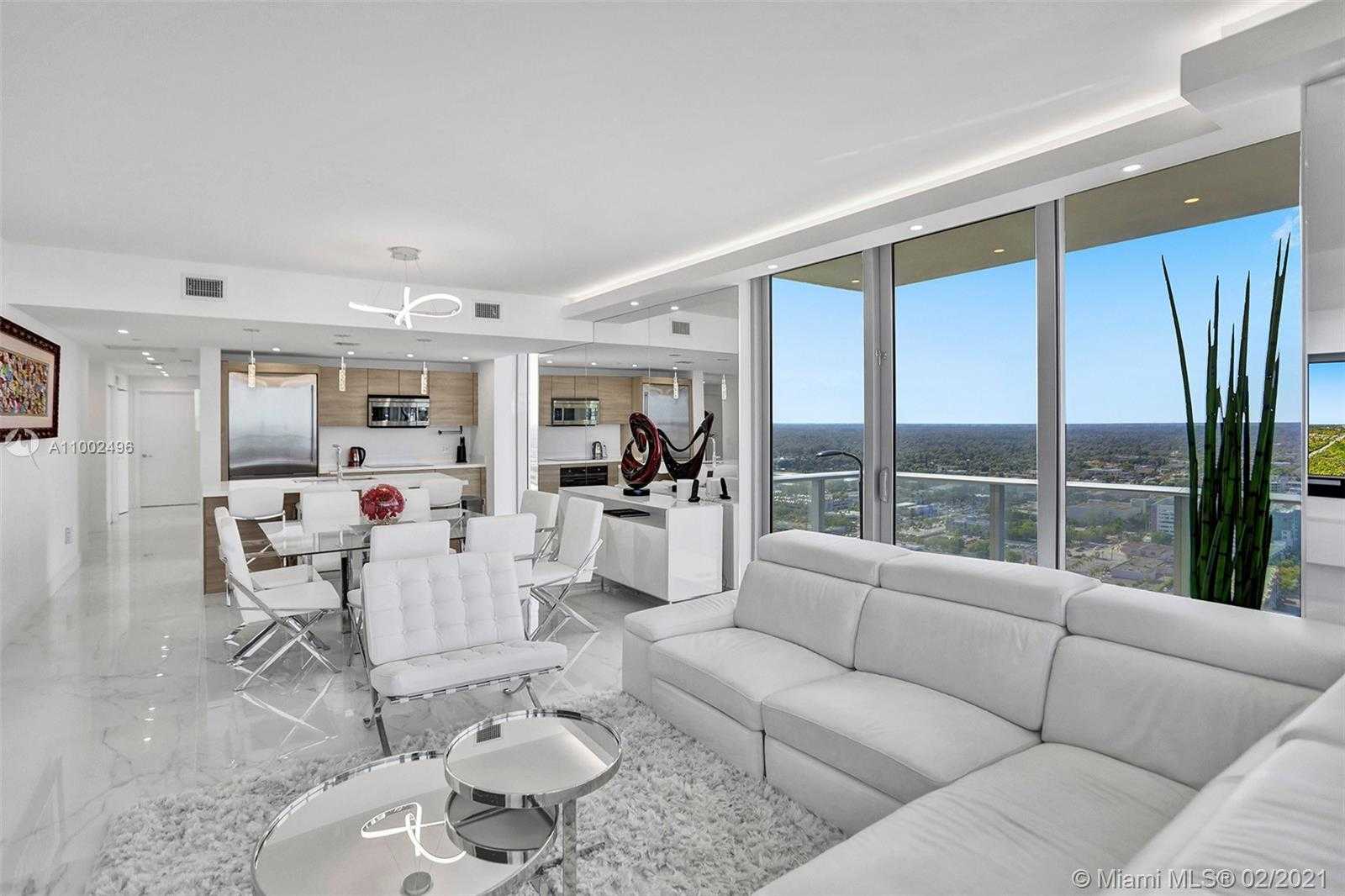Small Image of 16385 BISCAYNE BLVD #3001, North Miami Beach Number 3