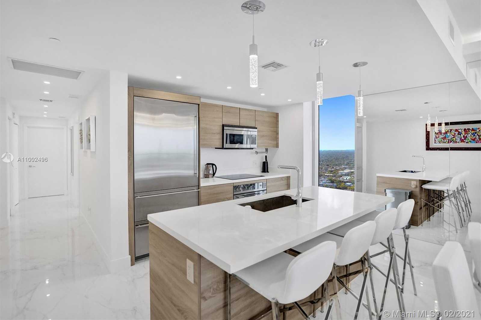Small Image of 16385 BISCAYNE BLVD #3001, North Miami Beach Number 9