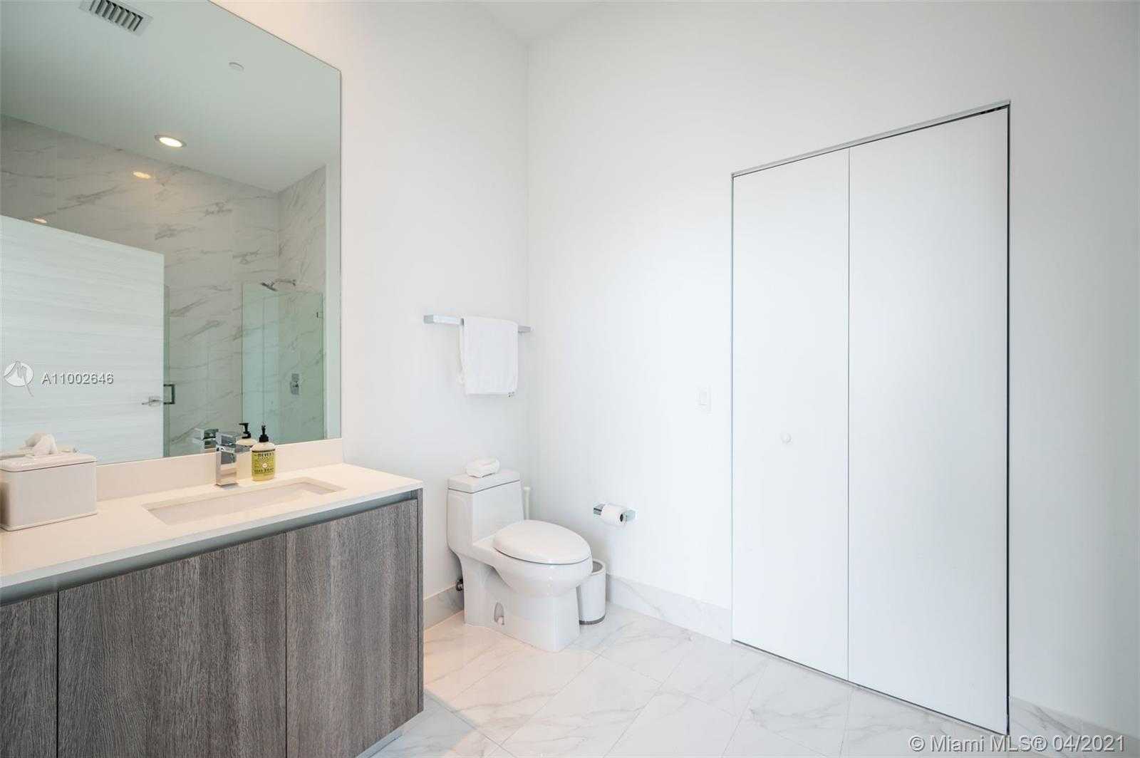 Small Image of 801 SOUTH MIAMI AVE #PH5703, Miami Number 14