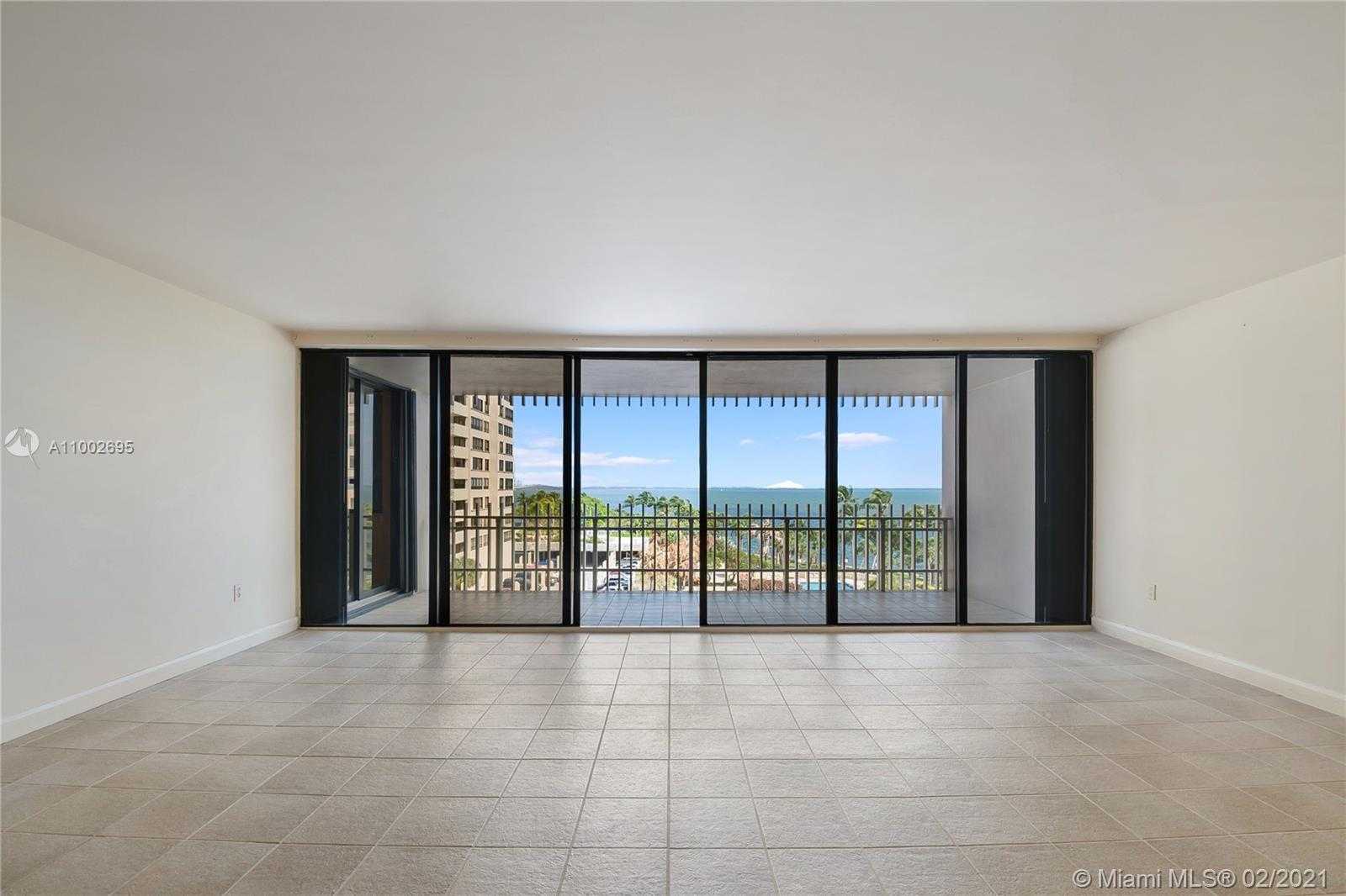 Small Image of 1 GROVE ISLE DR #A505, Coconut Grove Number 4