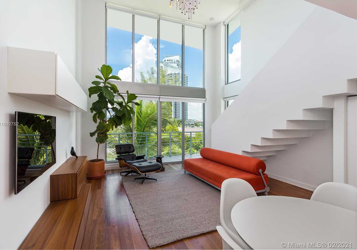 Small Image of 245 MICHIGAN AVE #LP-4, Miami Beach Number 2
