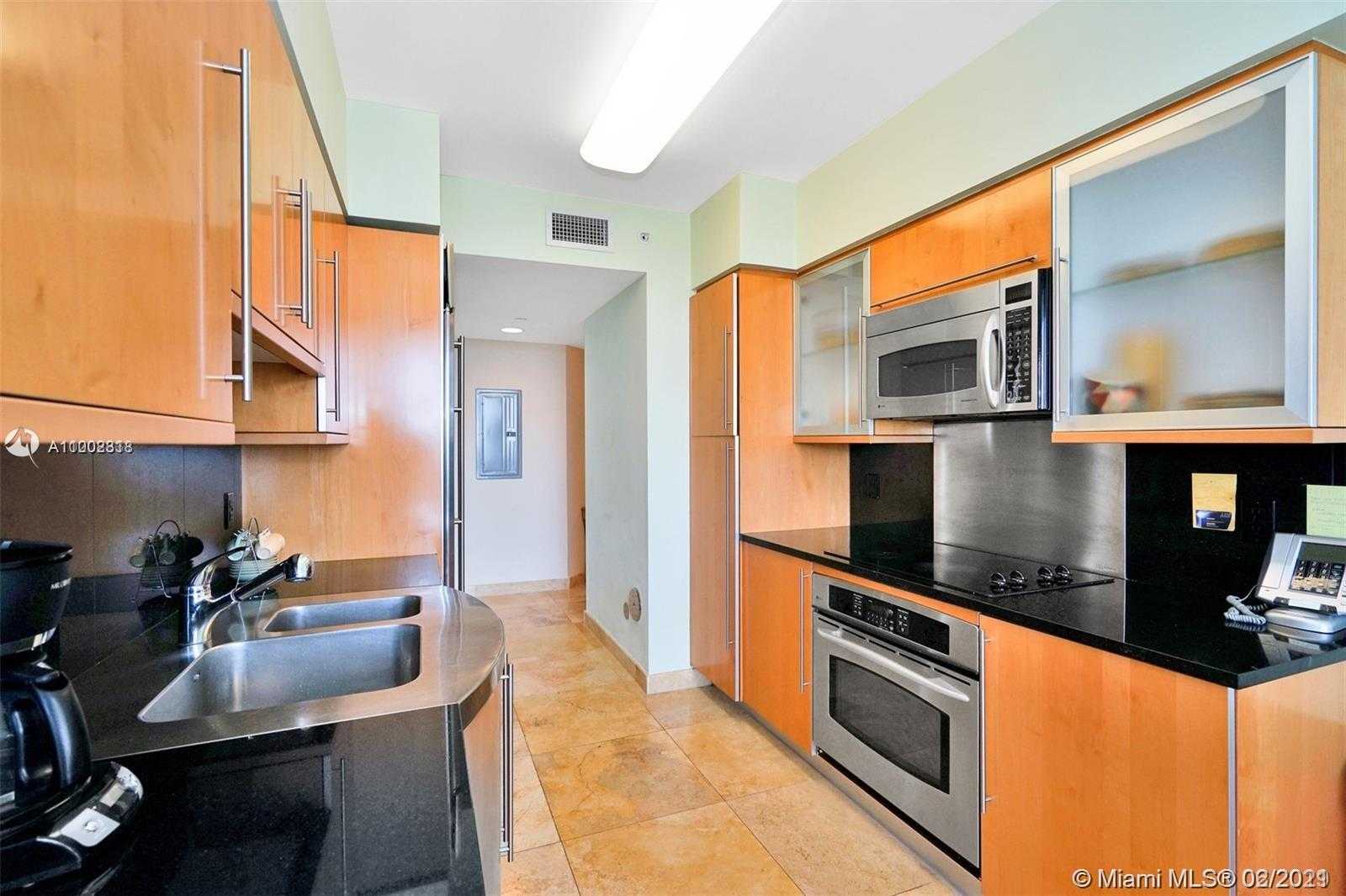 Small Image of 6365 COLLINS AVE #808, Miami Beach Number 12