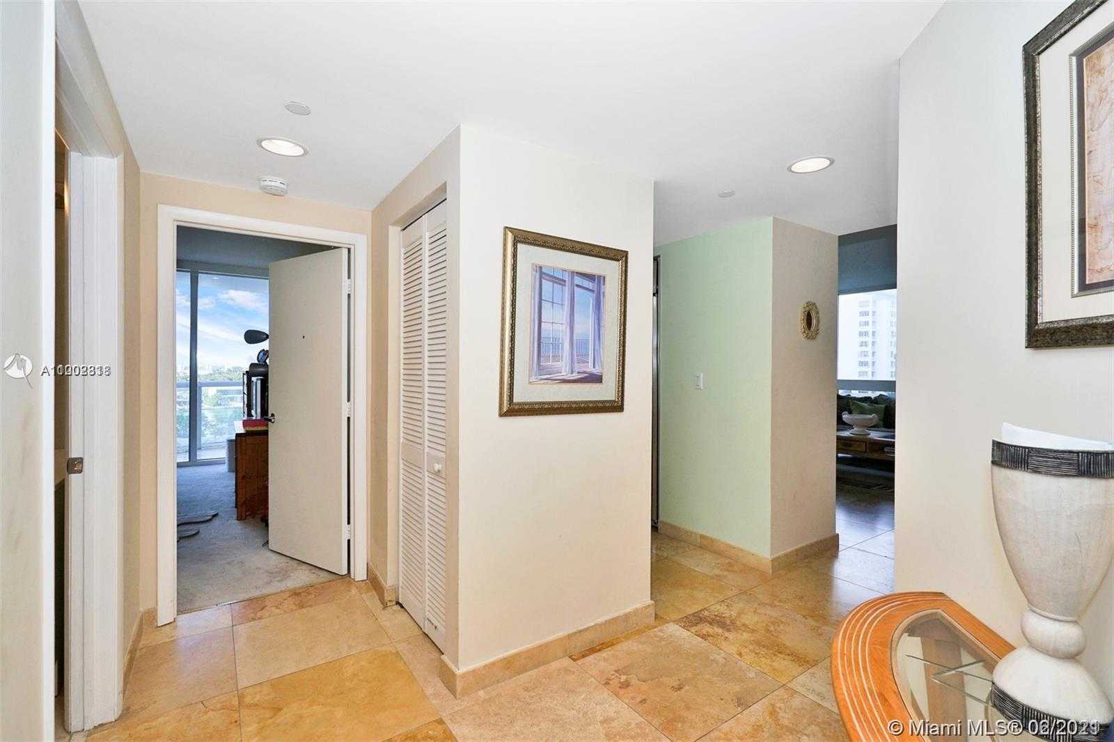 Small Image of 6365 COLLINS AVE #808, Miami Beach Number 19