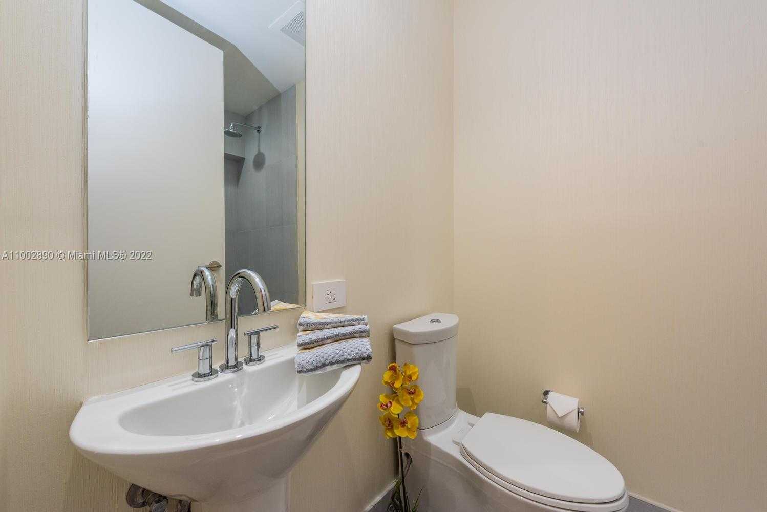 Small Image of 17475 COLLINS AVE #1002, Sunny Isles Beach Number 33