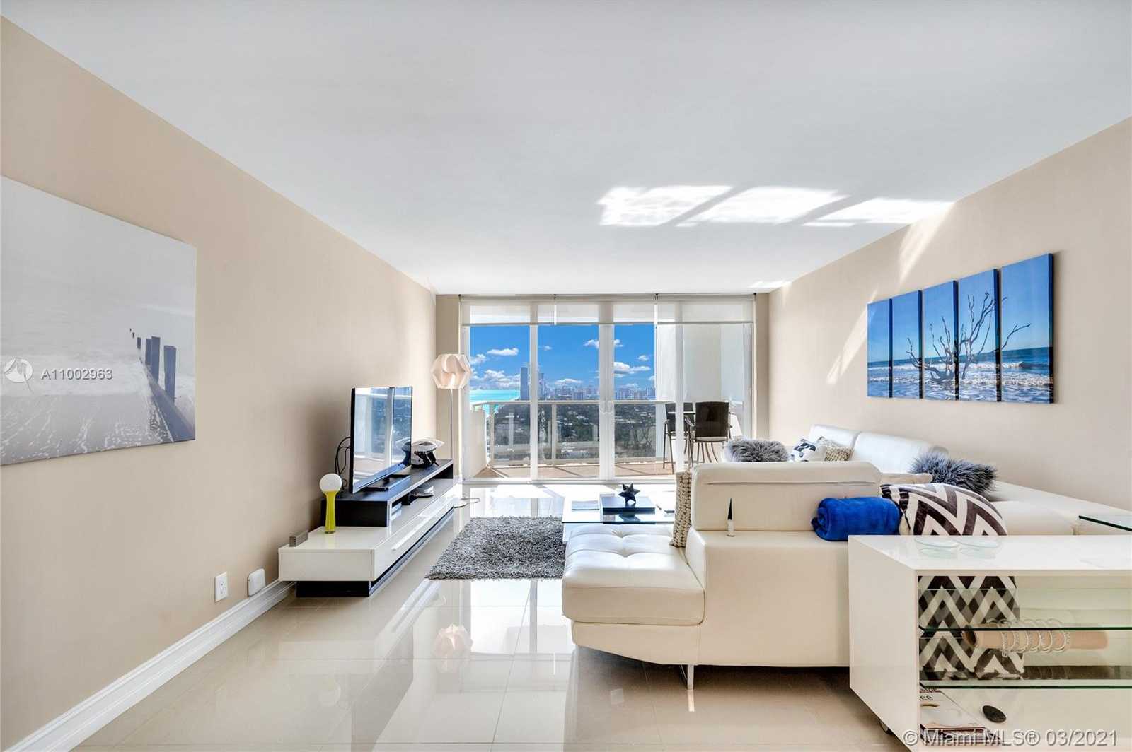 Small Image of 3140 SOUTH OCEAN DR #PH1, Hallandale Beach Number 2