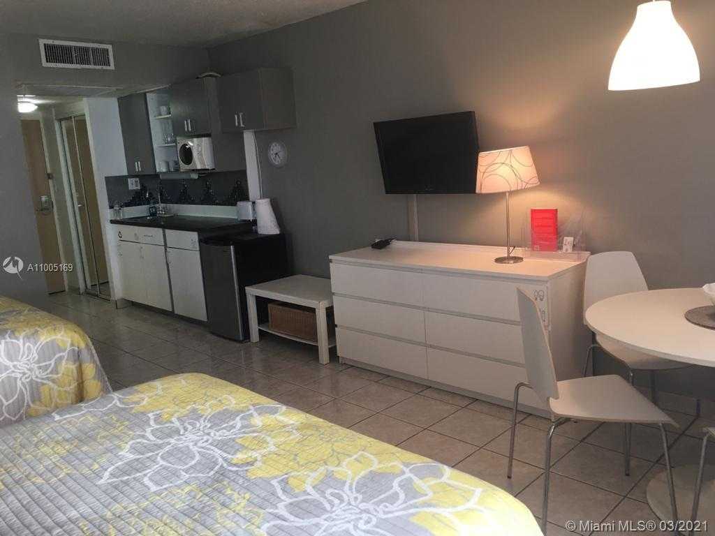 Small Image of 19201 COLLINS AVE #801, Sunny Isles Beach Number 9