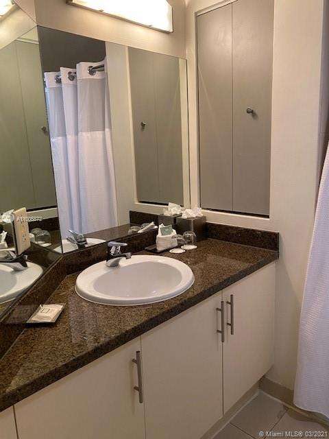 Small Image of 2889 MCFARLANE RD #1705, Miami Number 9