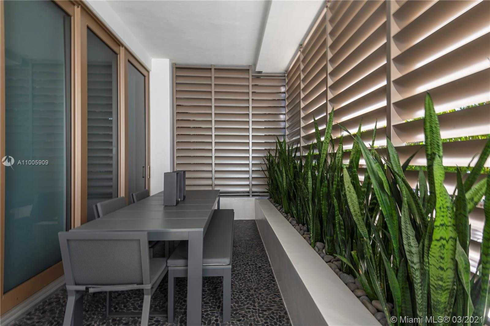 Small Image of 311 MERIDIAN AVE #202, Miami Beach Number 12