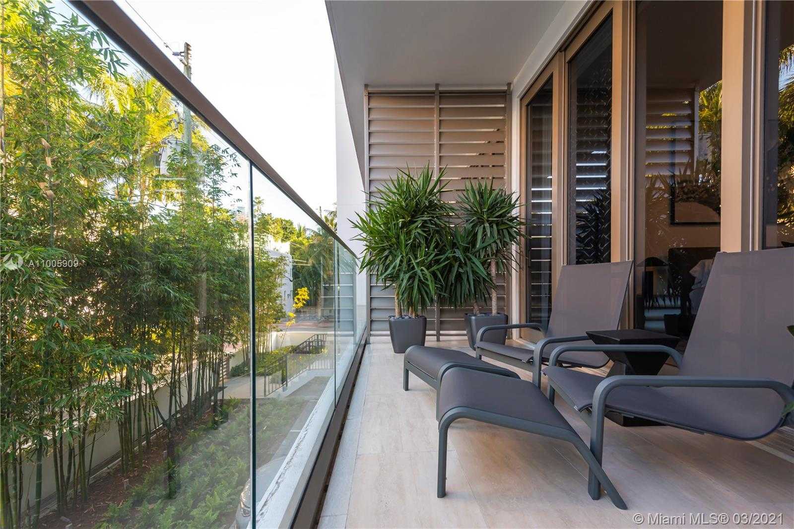 Small Image of 311 MERIDIAN AVE #202, Miami Beach Number 16