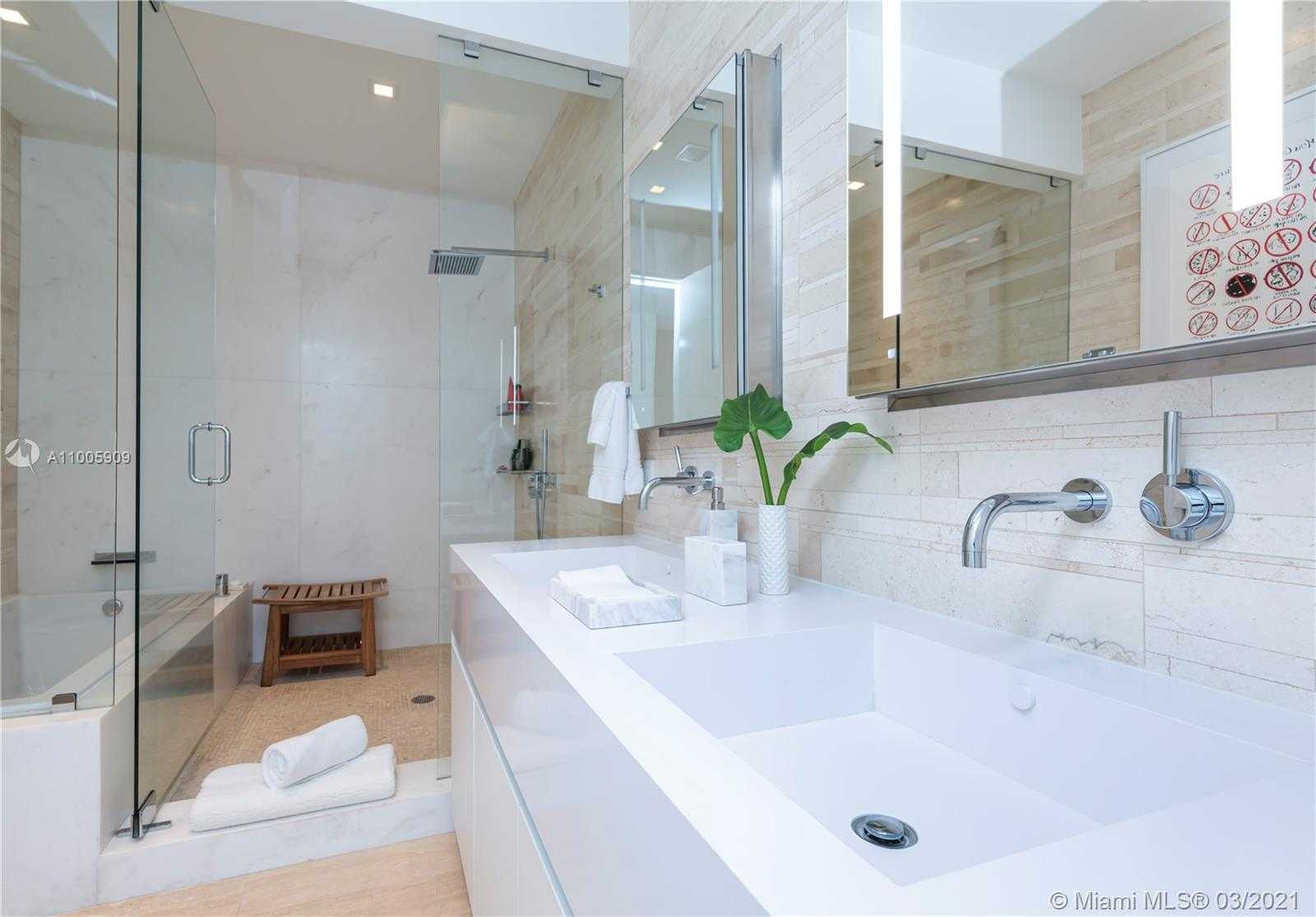 Small Image of 311 MERIDIAN AVE #202, Miami Beach Number 8