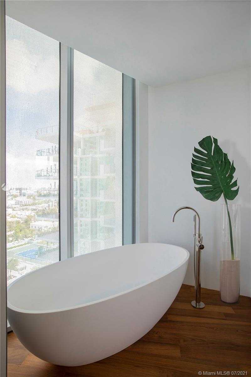 Small Image of 1300 MONAD TERRACE #6F, Miami Beach Number 8