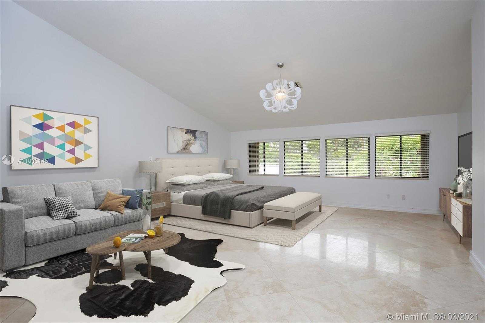 Small Image of 2000 SOUTH BAYSHORE DR #1, Miami Number 6