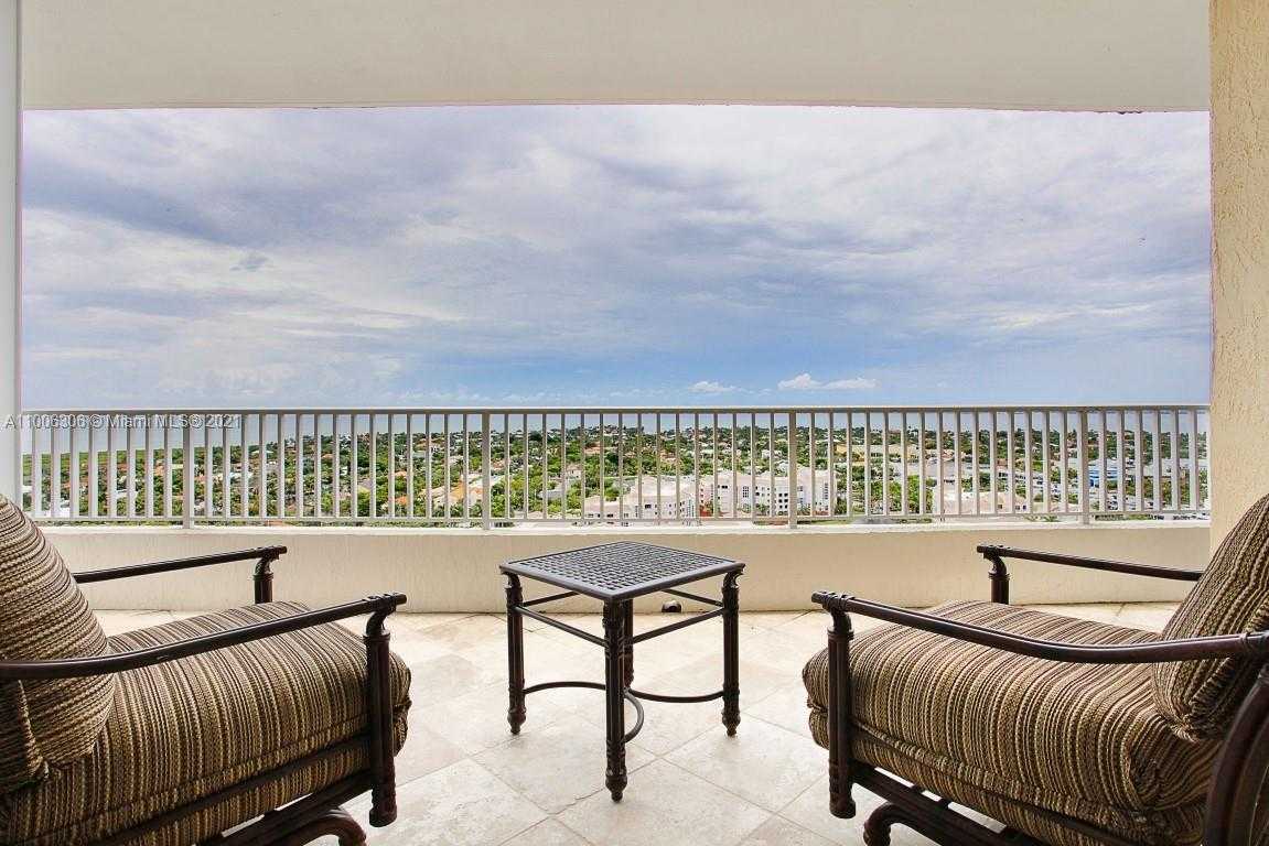 Small Image of 785 CRANDON BLVD #PH1, Key Biscayne Number 2