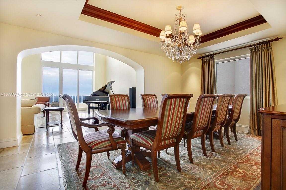 Small Image of 785 CRANDON BLVD #PH1, Key Biscayne Number 3