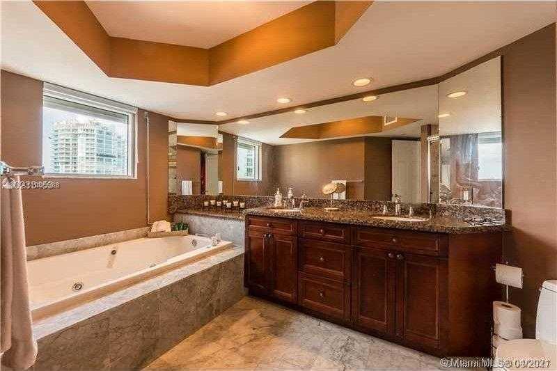 Small Image of 16485 COLLINS AVE #1738, Sunny Isles Beach Number 5