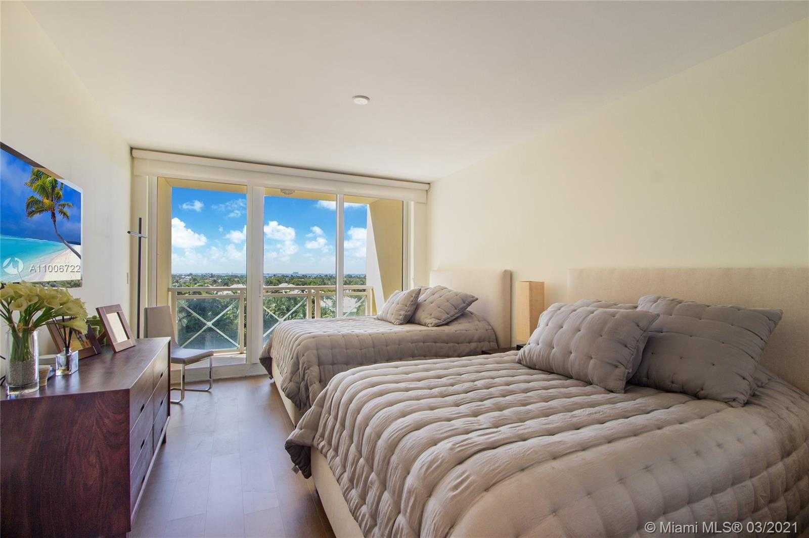 Small Image of 430 GRAND BAY DR #707, Key Biscayne Number 10