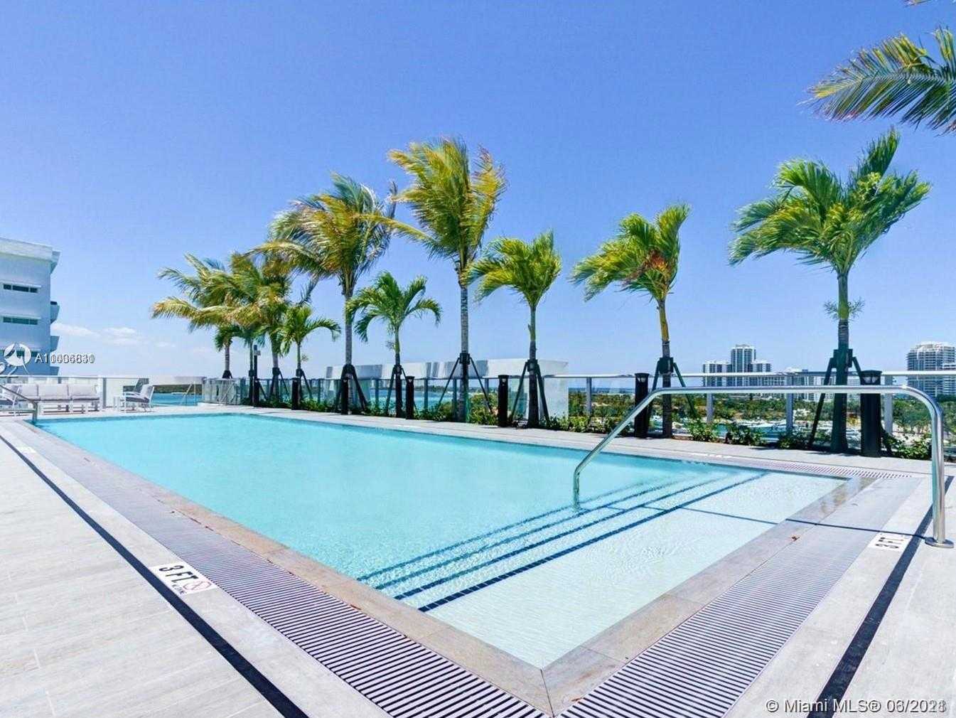 Small Image of 10201 EAST BAY HARBOR DR #PH02, Bay Harbor Islands Number 13