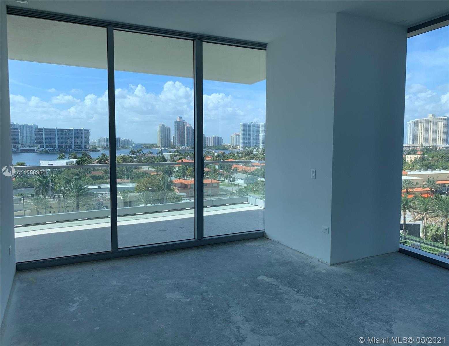 Small Image of 18501 Collins Ave, Sunny Isles Beach, FL 33160, USA Number 10