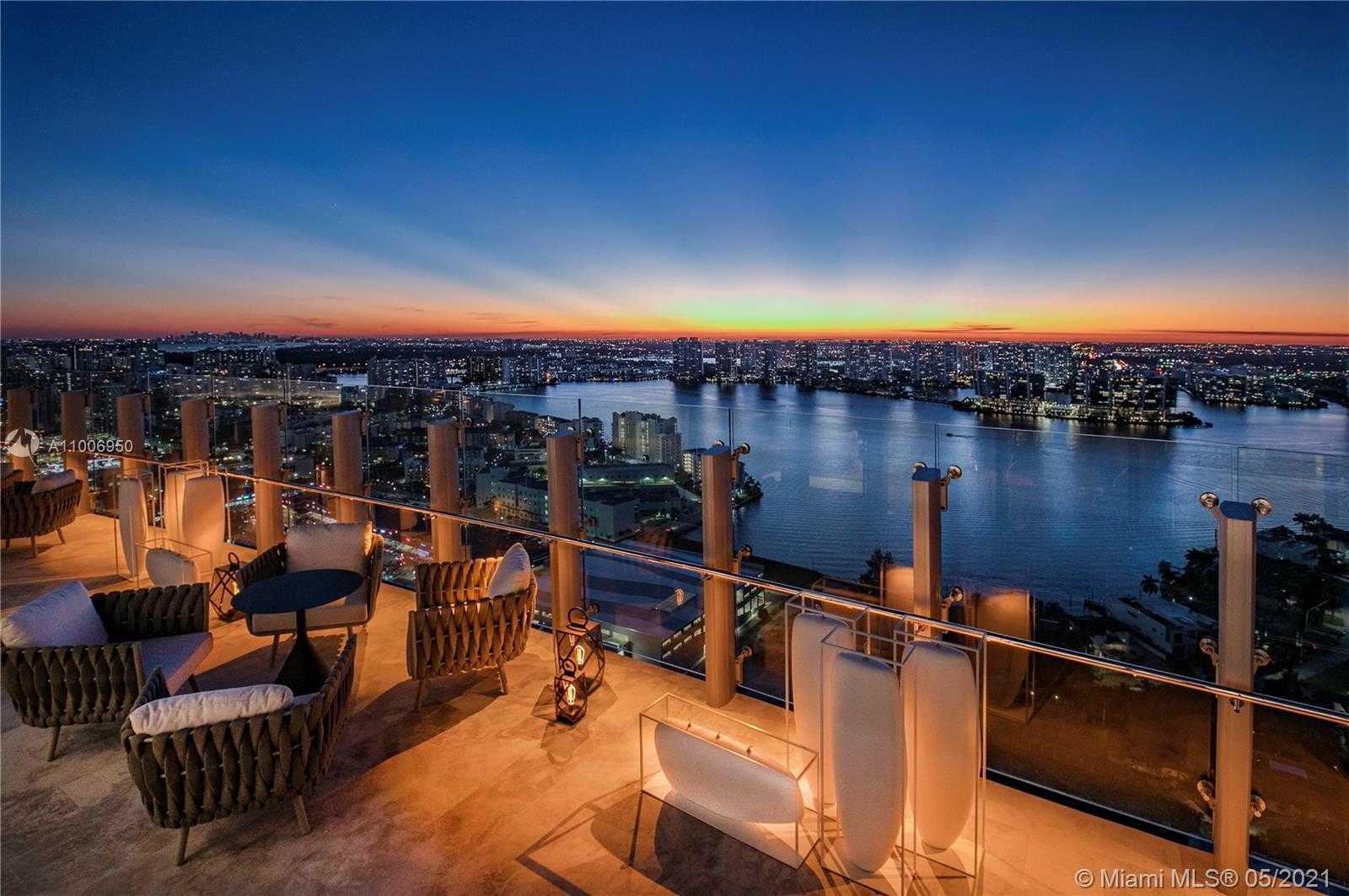 Small Image of 18501 Collins Ave, Sunny Isles Beach, FL 33160, USA Number 24