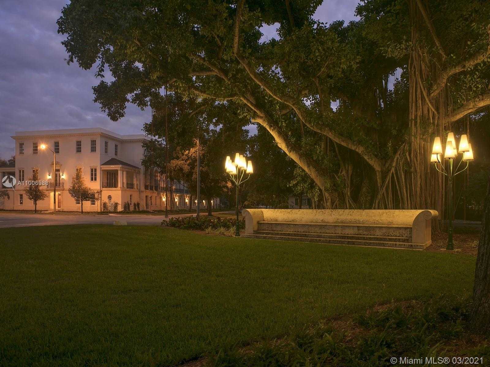 Small Image of 737 ALMERIA AVE #B, Coral Gables Number 5