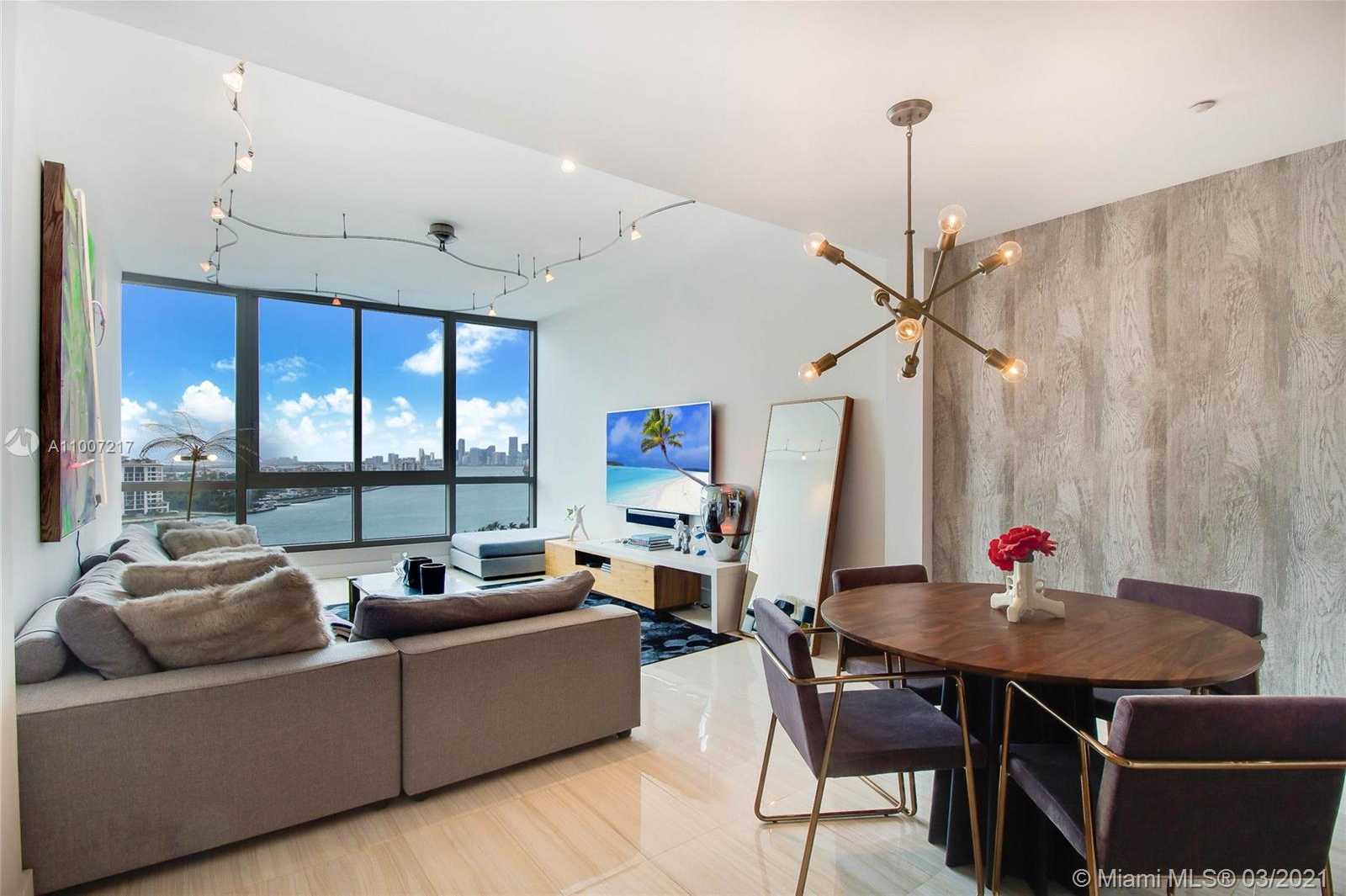 Small Image of 100 South Pointe Dr, Miami Beach, FL 33139, USA Number 2