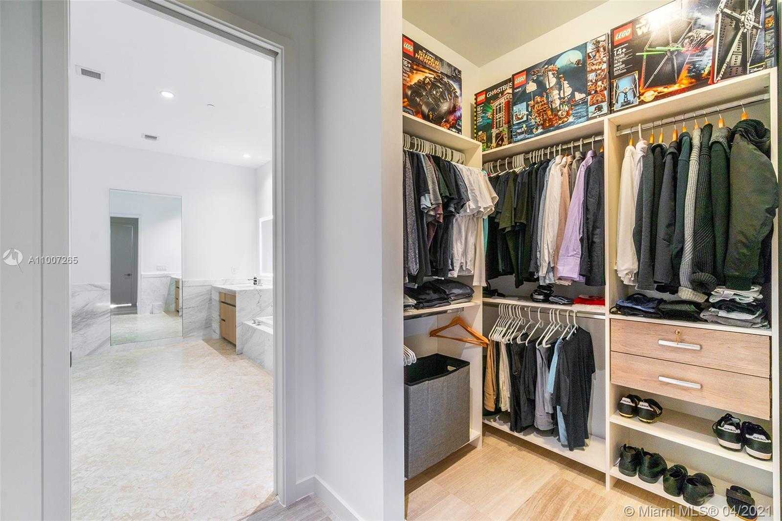 Small Image of 2821 SOUTH BAYSHORE DR #11D, Miami Number 15
