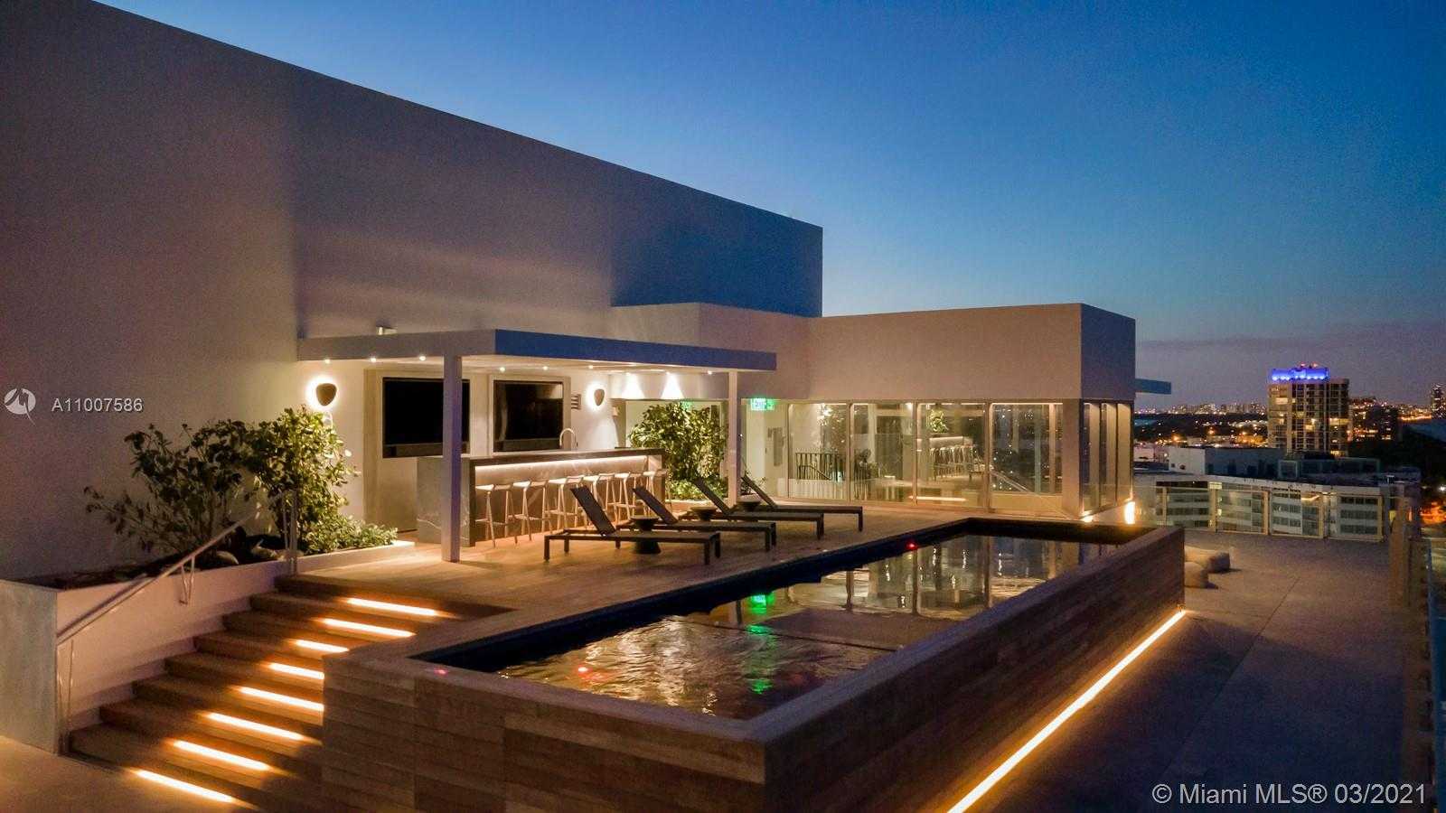 Small Image of 6901 COLLINS AVE #PH, Miami Beach Number 29