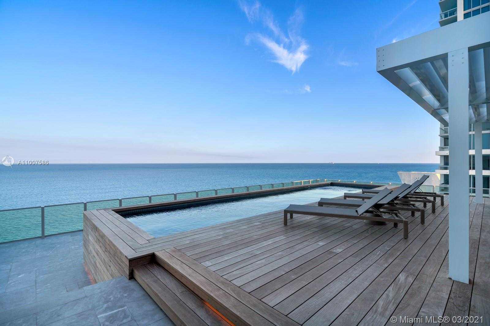 Small Image of 6901 COLLINS AVE #PH, Miami Beach Number 34