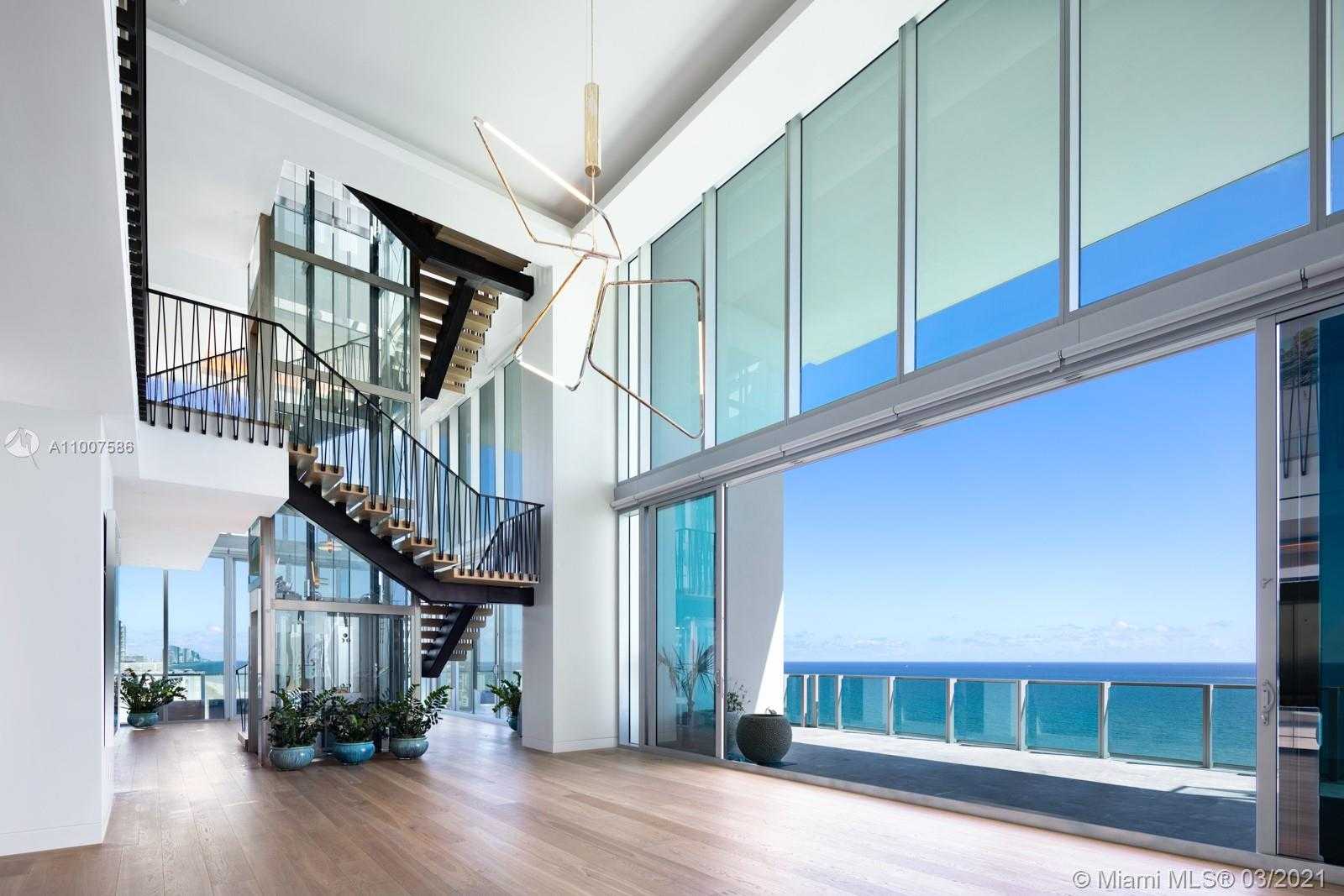 Small Image of 6901 COLLINS AVE #PH, Miami Beach Number 4