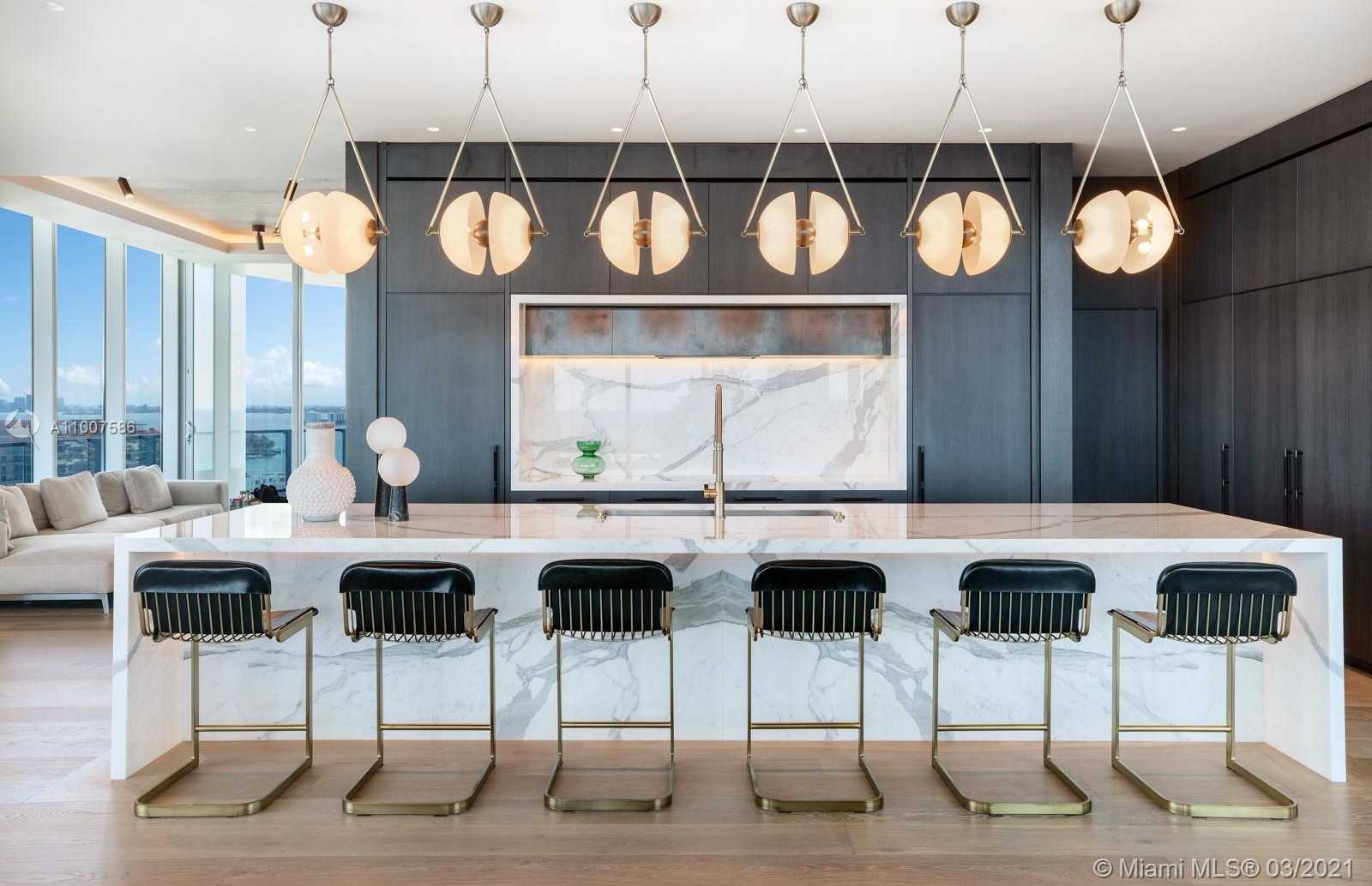 Small Image of 6901 COLLINS AVE #PH, Miami Beach Number 8