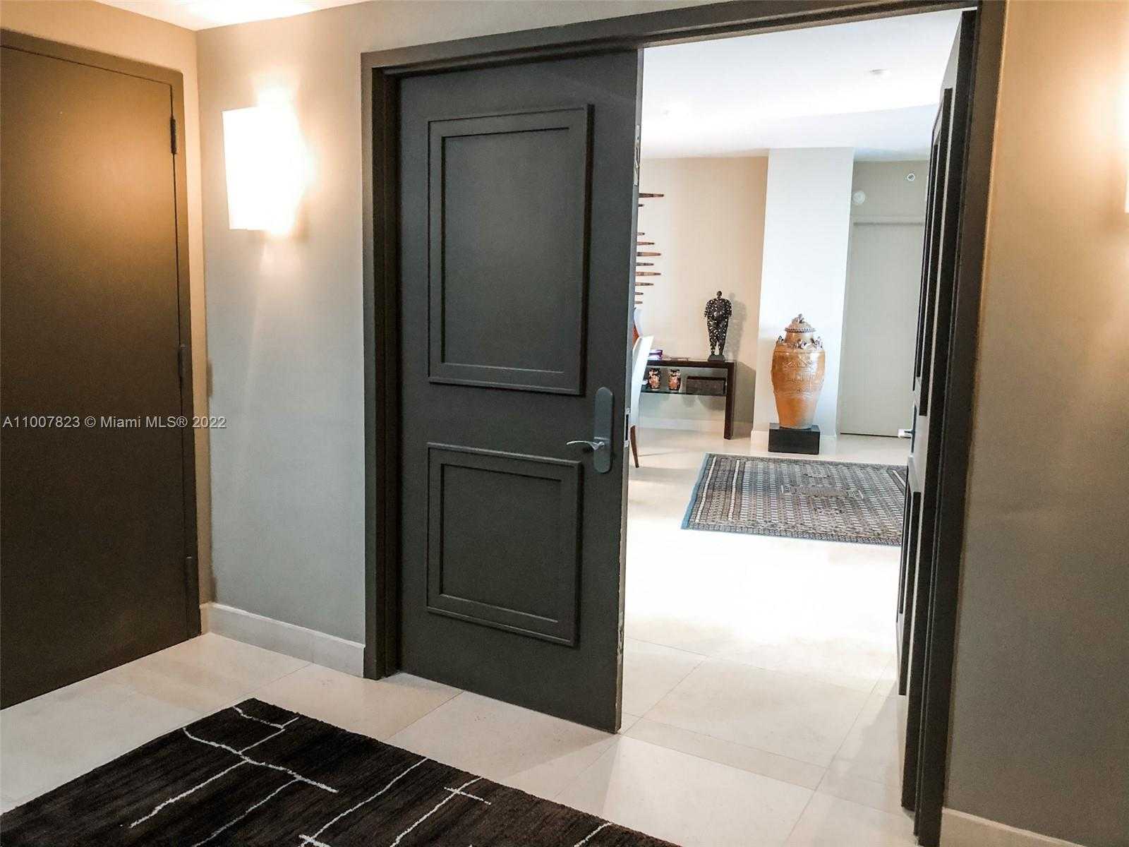 Small Image of 400 ALTON RD #503, Miami Beach Number 4